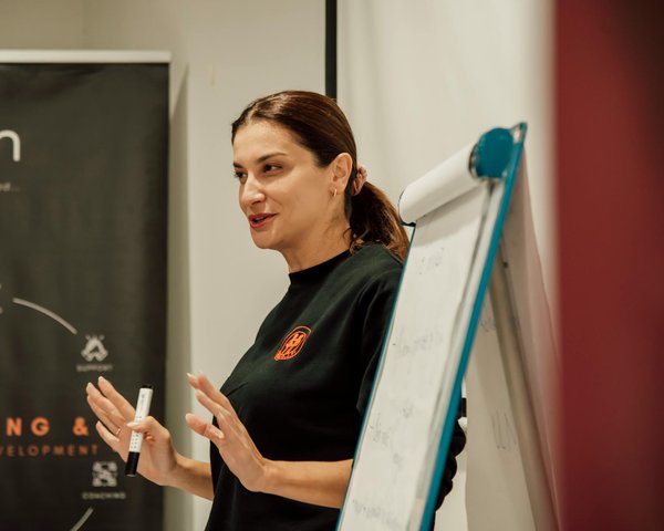 Découvrez comment maximiser les avantages des employés en ligne